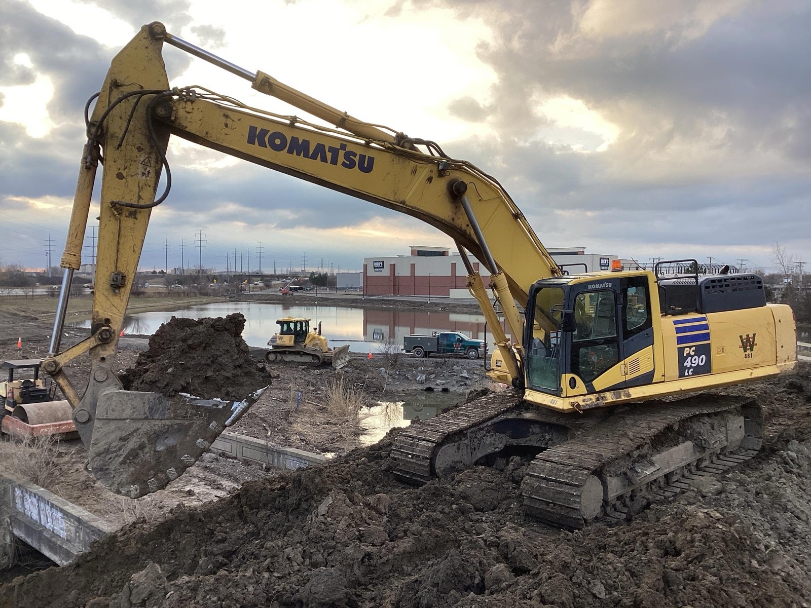 Amherst Costco & Dick’s House of Sport